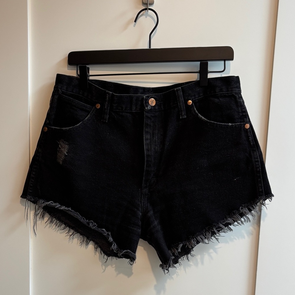 Wrangler Denim Short
Purchased from Free People